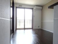 A棟2F部屋写真・リビング