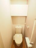 温水シャワー付きトイレです