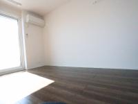 リビング続きのお部屋です