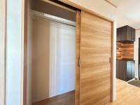内観写真は同建物他部屋の写真です。