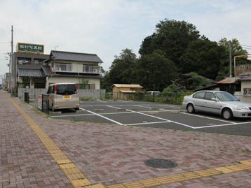 赤塚駅前駐車場(水戸市)